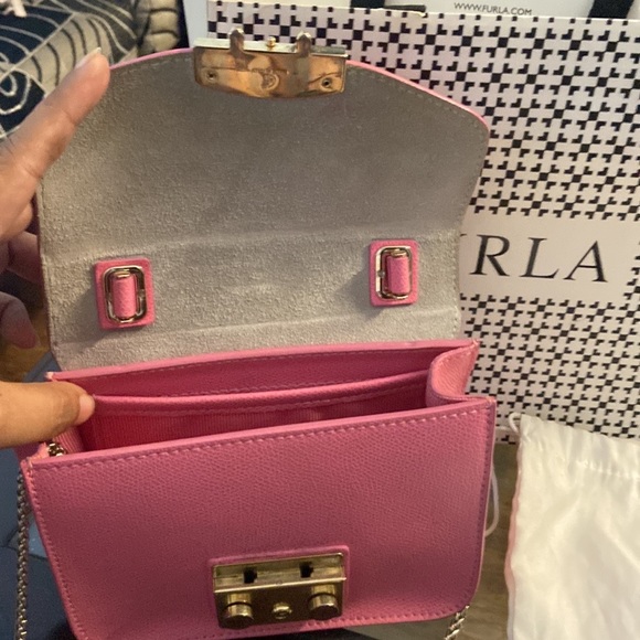 Furla sling bag(Authentic) - Picture 3 of 4